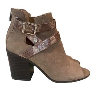 Arturo Chiang Bootie Peep Toe Upper Leather Snake Pattern Brown Taupe Size 9.5
